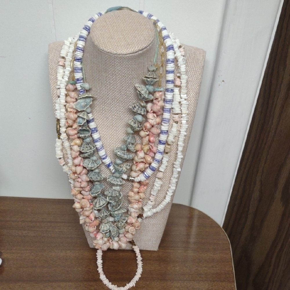 Bundle 5 Shell Shell Necklaces - image 1